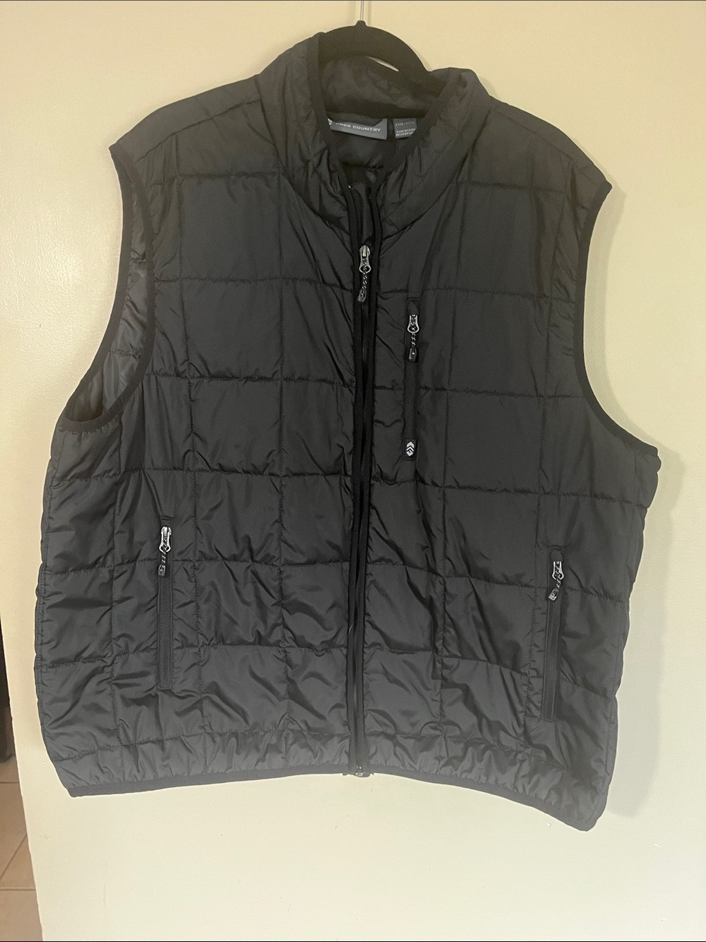 Free Country Black Quilted Puffer Vest with Zip Pockets